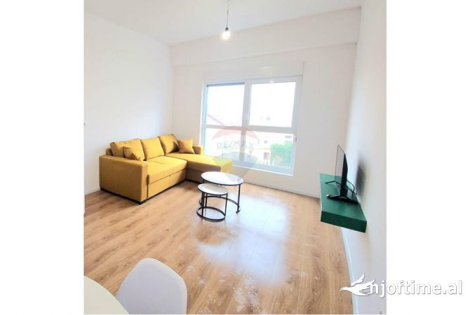 Shtepi me qera 1+1 ne Tirane - 45,000 Leke