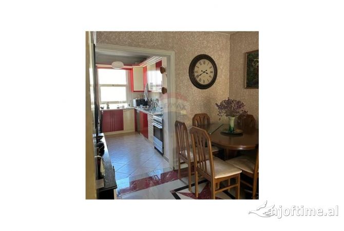 Shtepi me qera 2+1 ne Tirane - 600 Euro