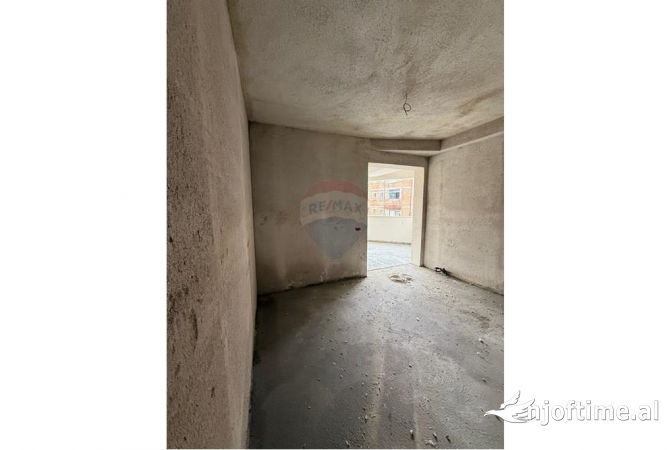 Shtepi ne shitje 2+1 ne Tirane - 155,000 Euro