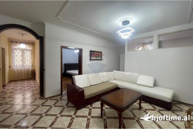 Shtepi me qera 2+1 ne Tirane - 600 Euro