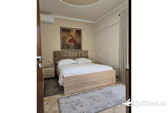 Shtepi ne shitje Apartament ne Durres, 2+1, Mobilimi E mobiluar, Pagesa 136,000  Euro.