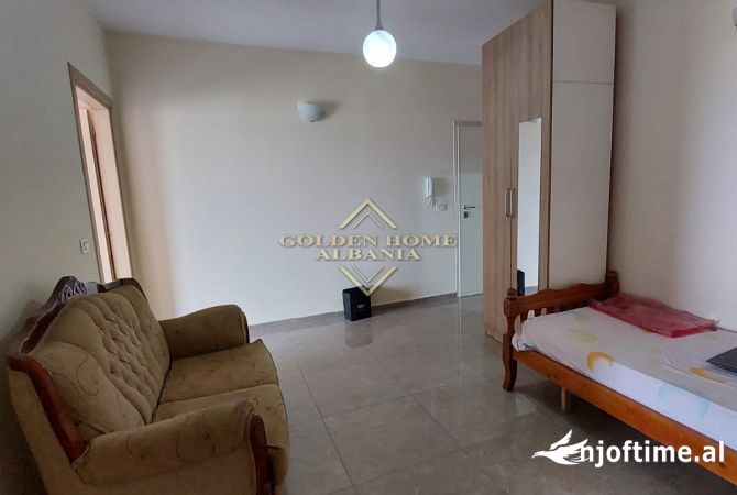 Shtepi me qera 1+1 ne Tirane - 450 Euro