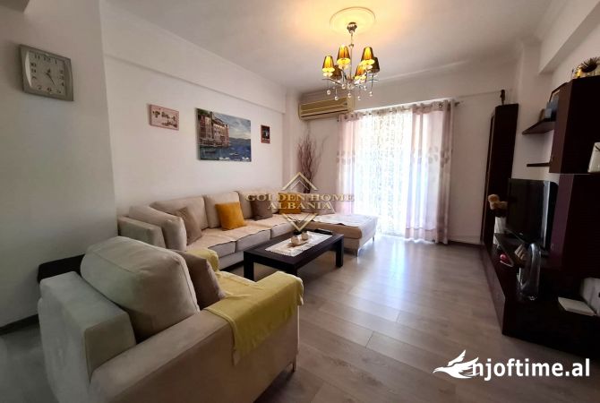 Shtepi me qera 2+1 ne Tirane - 600 Euro