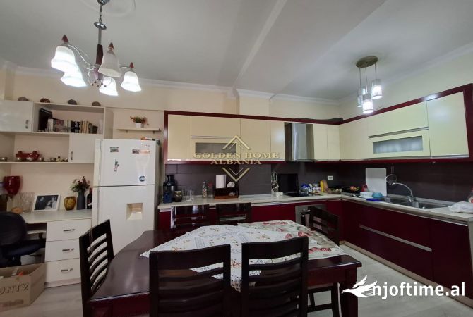 Shtepi me qera 2+1 ne Tirane - 600 Euro