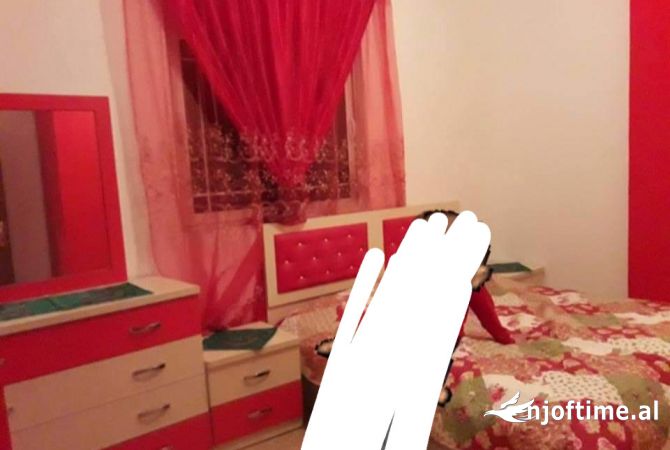 Shtepi me qera 2+1 ne Tirane - 15,000 Leke