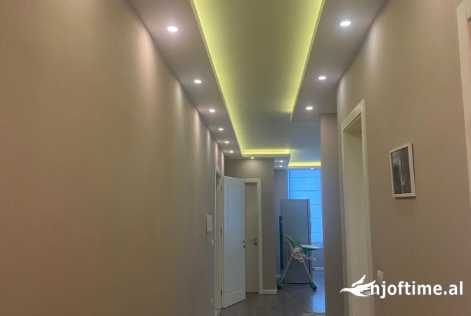 Shtepi me qera 2+1 ne Lushnje - 35,000 Leke