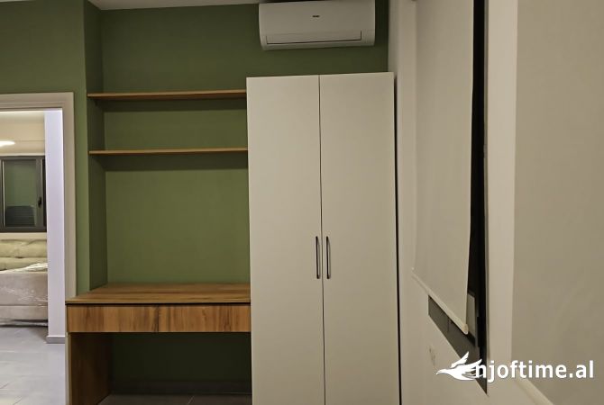 Shtepi me qera Apartament ne Tirane, 2+1, Mobilimi E mobiluar, Pagesa 690  Euro.