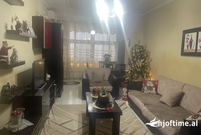 Shtepi me qera 3+1 ne Tirane - 50,000 Leke