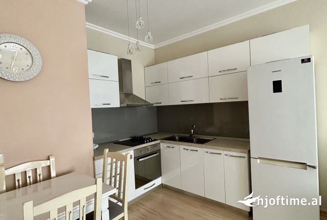Shtepi me qera 1+1 ne Tirane - 400 Euro