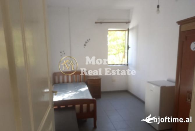 Shtepi me qera 3+1 ne Tirane - 450 Euro