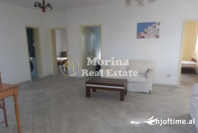 Shtepi me qera Shtepi Private ne Tirane, 3+1, Mobilimi E mobiluar, Pagesa 450  Euro.