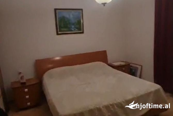 Shtepi me qera 1+1 ne Tirane - 620 Euro