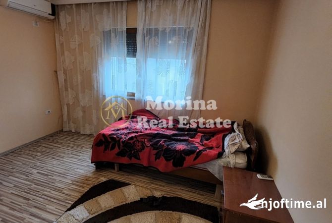 Shtepi ne shitje Apartament ne Tirane, 2+1, Mobilimi E mobiluar, Pagesa 170,000  Euro.