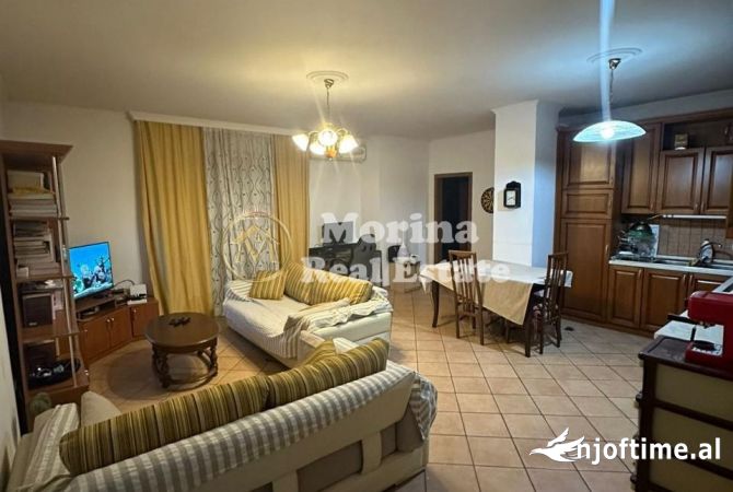 Shtepi me qera 2+1 ne Tirane - 550 Euro