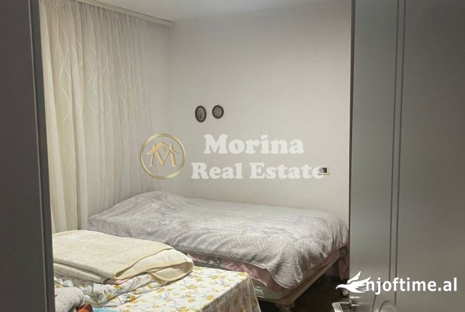 Shtepi ne shitje Apartament ne Tirane, 1+1, Mobilimi E mobiluar, Pagesa 120,000  Euro.