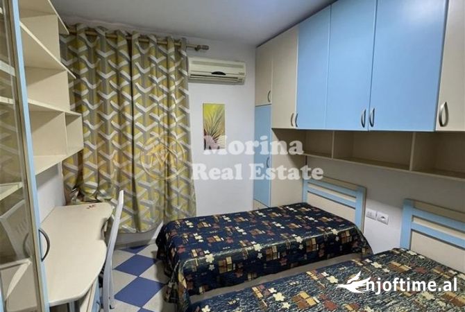 Shtepi me qera 2+1 ne Tirane - 700 Euro