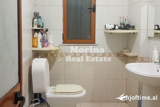 Shtepi ne shitje Apartament ne Tirane, 1+1, Mobilimi E mobiluar, Pagesa 110,000  Euro.