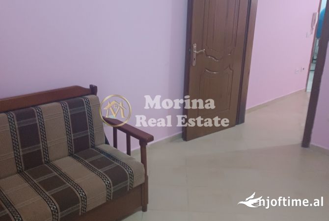 Shtepi me qera Shtepi Private ne Tirane, 1+1, Mobilimi E mobiluar, Pagesa 370  Euro.