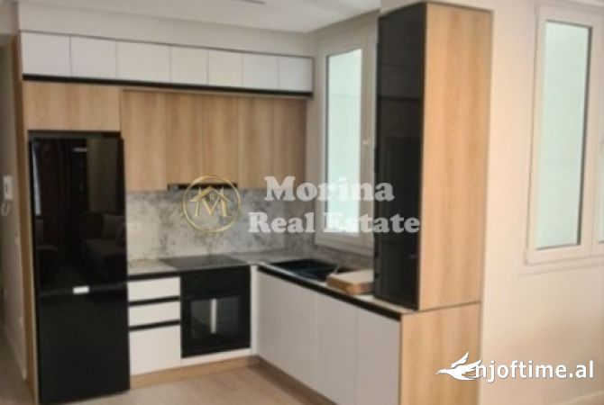 Shtepi me qera 2+1 ne Tirane - 800 Euro
