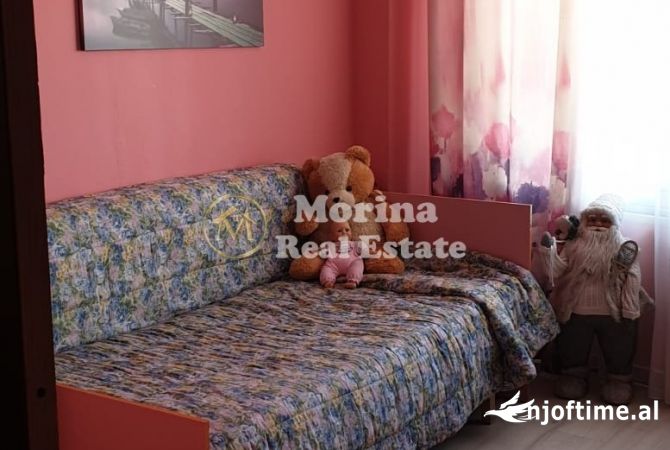 Shtepi me qera Apartament ne Tirane, 2+1, Mobilimi E mobiluar, Pagesa 450  Euro.