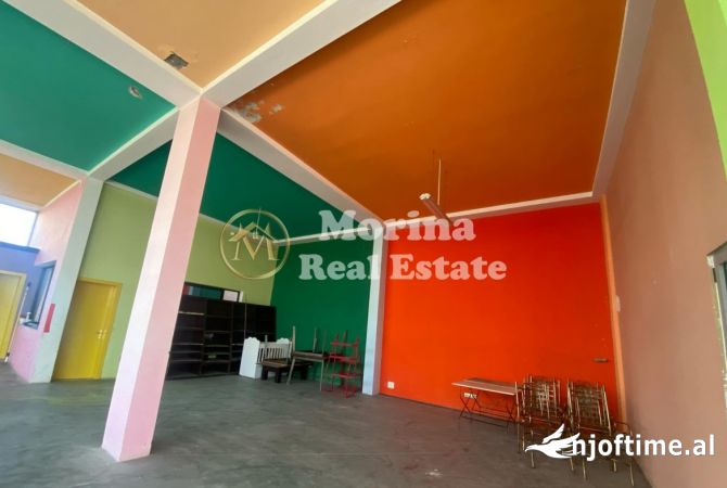 Ambiente Commerciale in Vendita 1+1 a Durazzo - 700,000 Euro