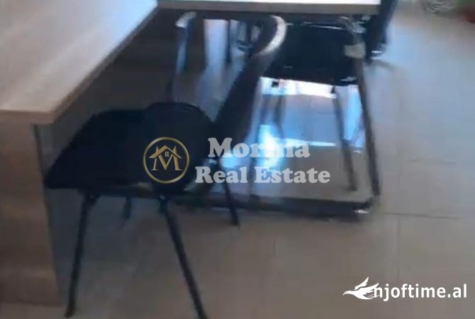 Qera, Ambient Biznesi, 21 Dhjetori, 700 euro/muaj