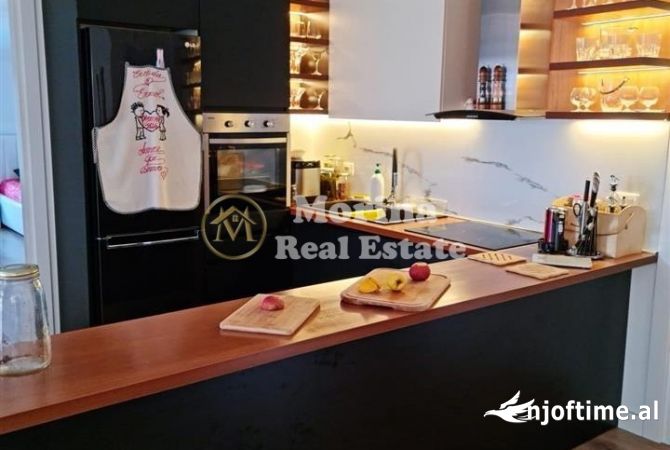 Penthouse (panoramic top floor) for sale in Durres 3+1, Furnished