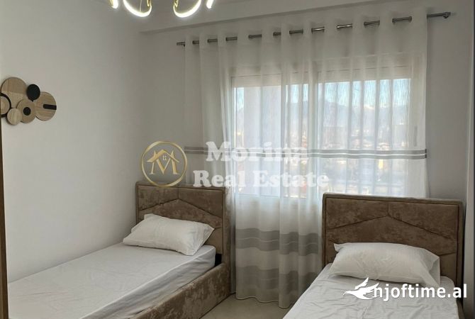 Shtepi ne shitje Apartament ne Tirane, 2+1, Mobilimi E mobiluar, Pagesa 143,000  Euro.