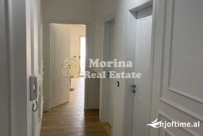 Shtepi ne shitje Apartament ne Tirane, 2+1, Mobilimi Bosh, pa mobiluar, Pagesa 135,000  Euro.