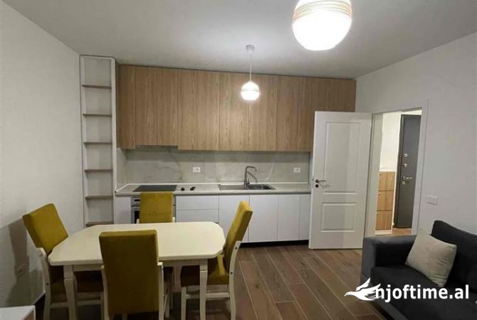 Shtepi me qera 1+1 ne Tirane - 500 Euro