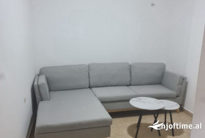 Shtepi me qera 1+1 ne Tirane - 400 Euro