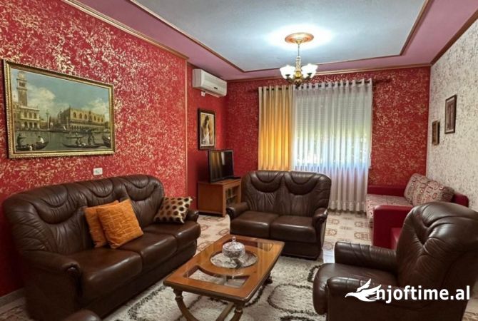 Shtepi me qera 2+1 ne Tirane - 650 Euro