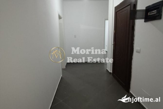 Shtepi me qera Apartament ne Tirane, 2+1, Mobilimi Bosh, pa mobiluar, Pagesa 350  Euro.