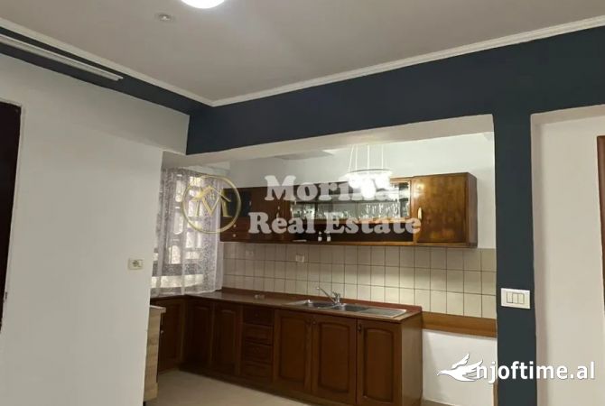 Shtepi me qera 1+1 ne Tirane - 800 Euro