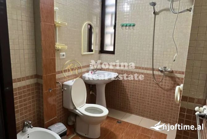 Shtepi me qera Apartament ne Tirane, 1+1, Mobilimi Bosh, pa mobiluar, Pagesa 800  Euro.