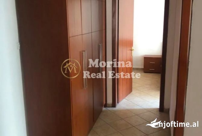Shtepi me qera 2+1 ne Tirane - 400 Euro