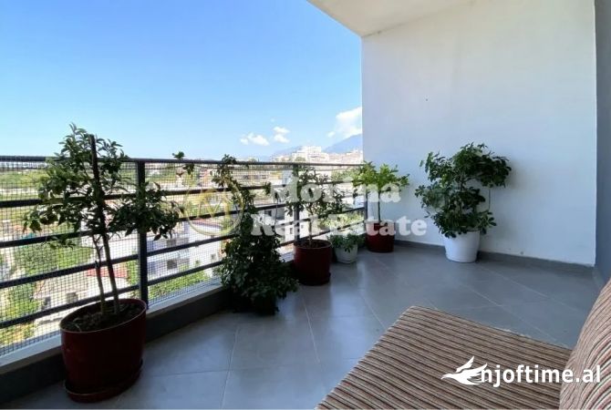 Shtepi me qera 2+1 ne Tirane - 450 Euro