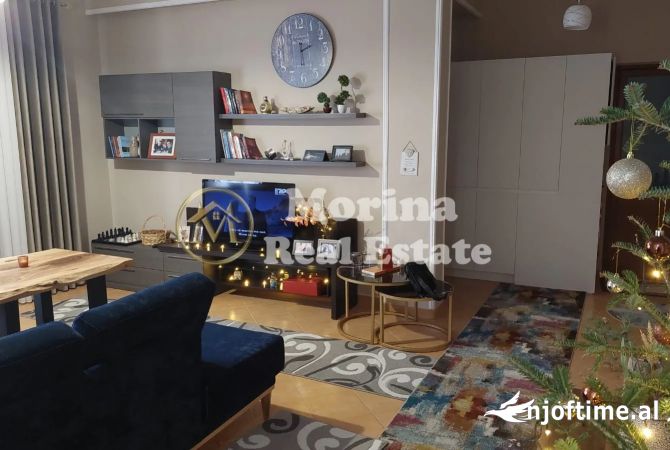 Shtepi me qera 4+1 ne Tirane - 550 Euro