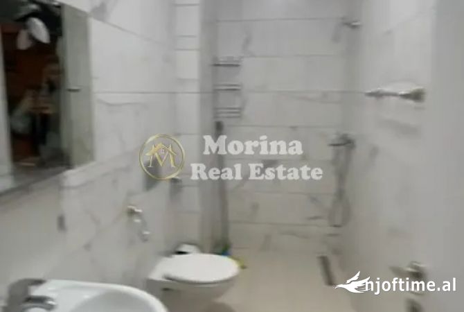 Shtepi me qera 2+1 ne Tirane - 700 Euro