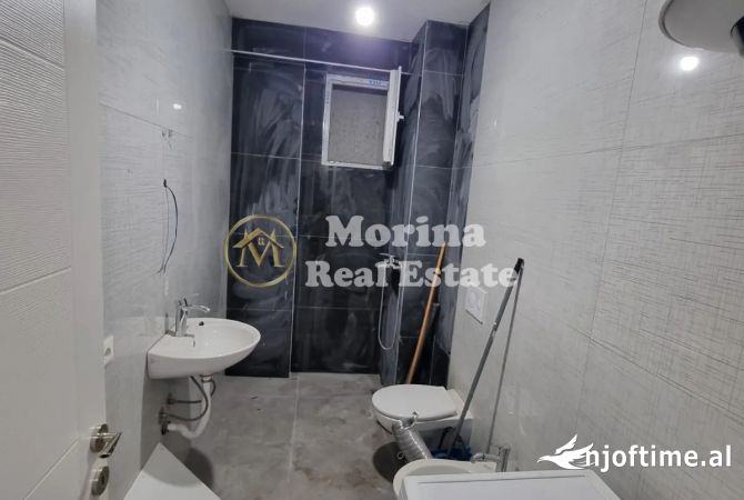 Shtepi me qera 2+1 ne Tirane - 650 Euro