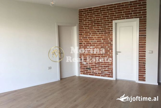 Shtepi me qera 2+1 ne Tirane - 450 Euro