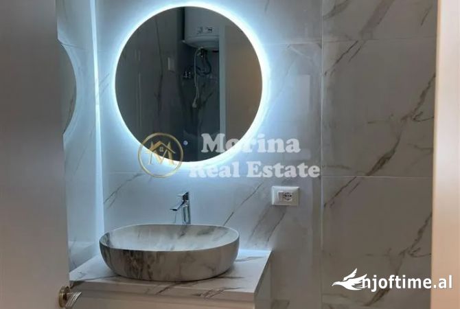 Shtepi me qera 2+1 ne Tirane - 700 Euro