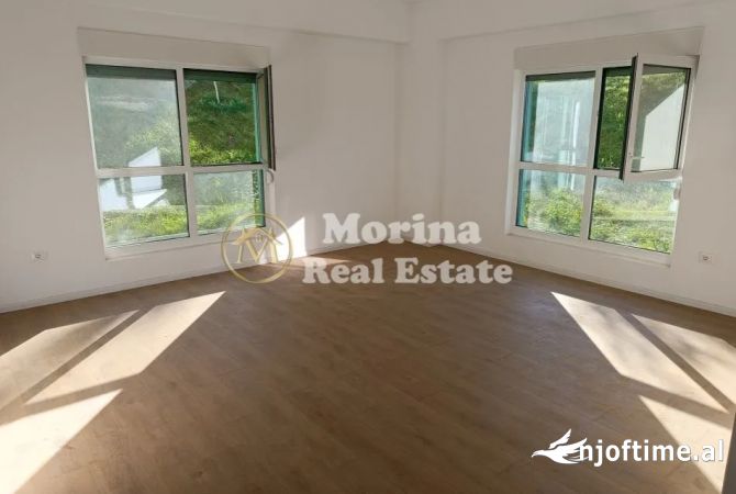 Shtepi me qera Apartament ne Tirane, Garsoniere, Mobilimi Bosh, pa mobiluar, Pagesa 255  Euro.