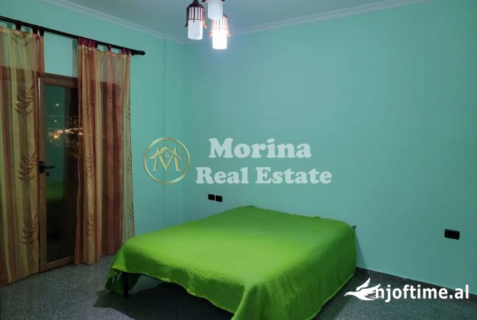 Shtepi me qera Shtepi Private ne Tirane, 2+1, Mobilimi E mobiluar, Pagesa 400  Euro.