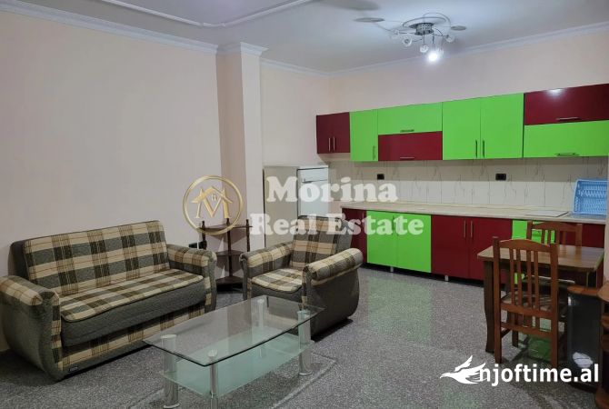 Shtepi me qera Shtepi Private ne Tirane, 2+1, Mobilimi E mobiluar, Pagesa 400  Euro.