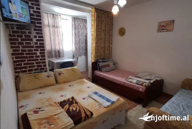 Shtepi me qera 1+1 ne Tirane - 350 Euro