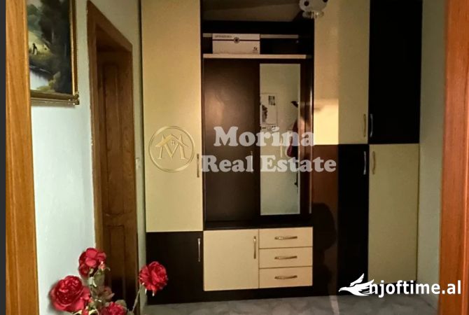 Shtepi me qera Apartament ne Tirane, 2+1, Mobilimi E mobiluar, Pagesa 500  Euro.