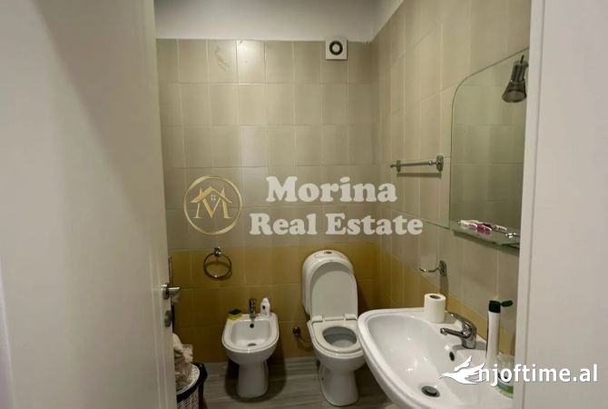Shtepi me qera 2+1 ne Tirane - 800 Euro