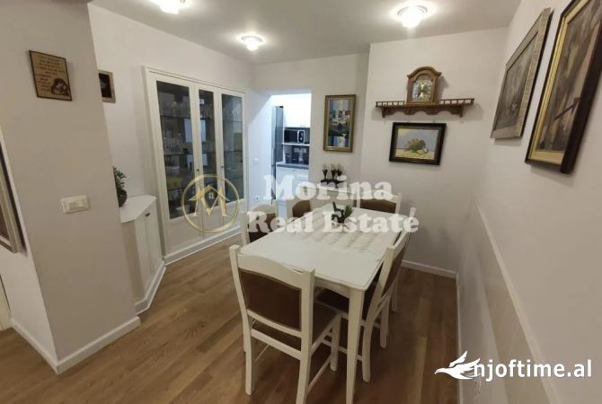 Shtepi me qera 2+1 ne Tirane - 800 Euro