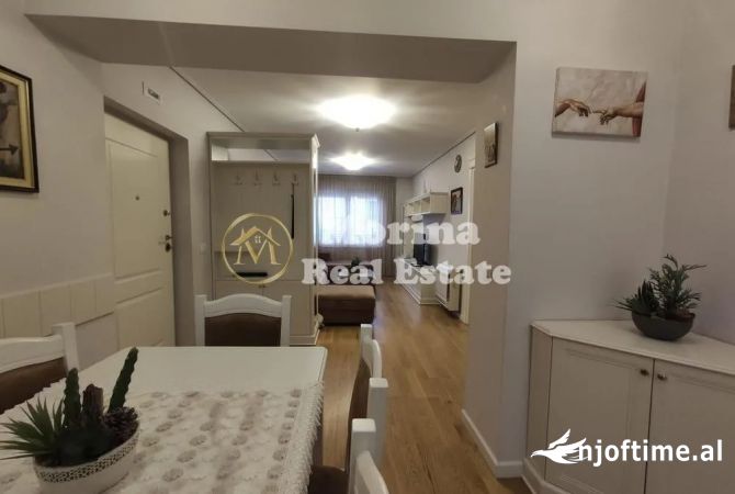 Shtepi me qera 2+1 ne Tirane - 800 Euro